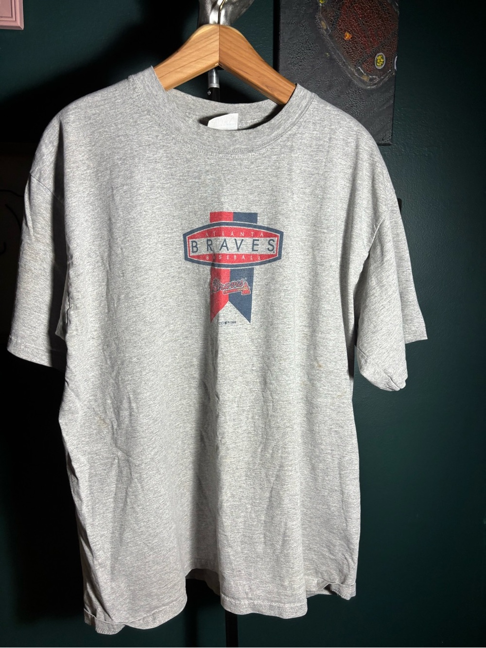 MLB Atlanta Braves Grey Short Sleeve Graphic Tee